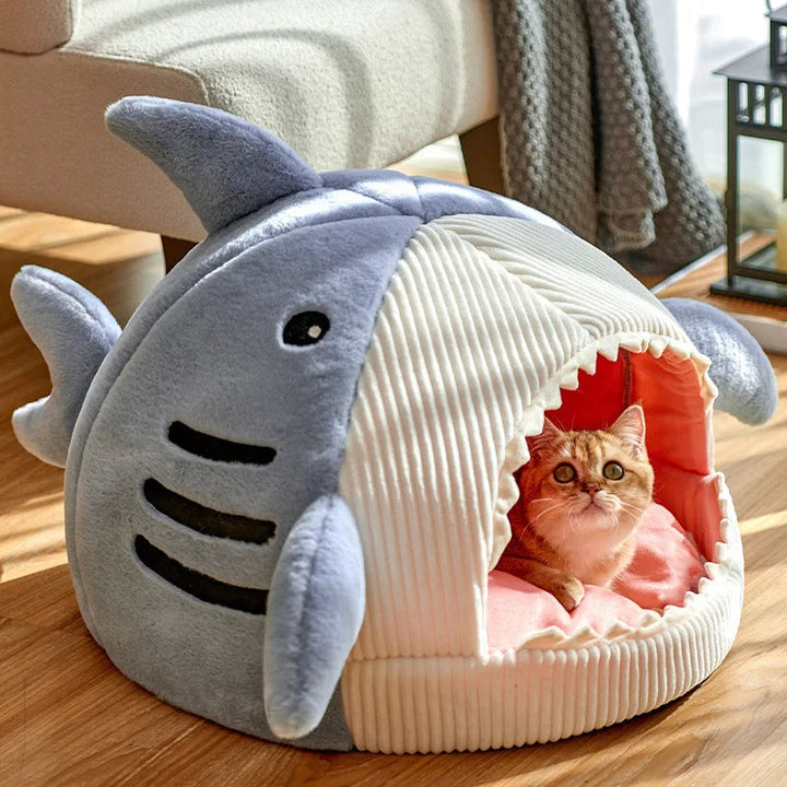 Shark-Shaped Dog and Cat Cave Bed (40x40x32cm)